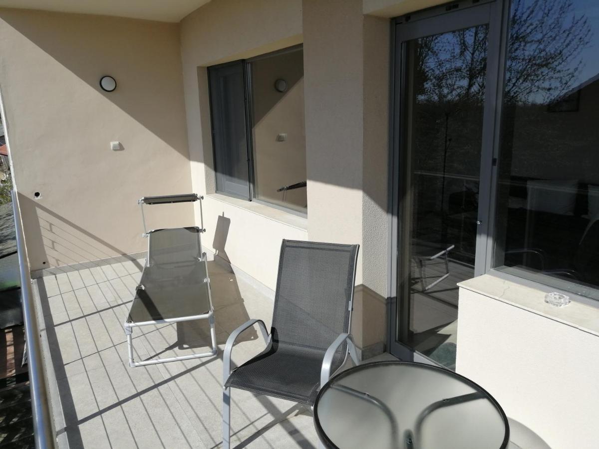 Lux Apartman บาลาตอนฟือเรด ภายนอก รูปภาพ