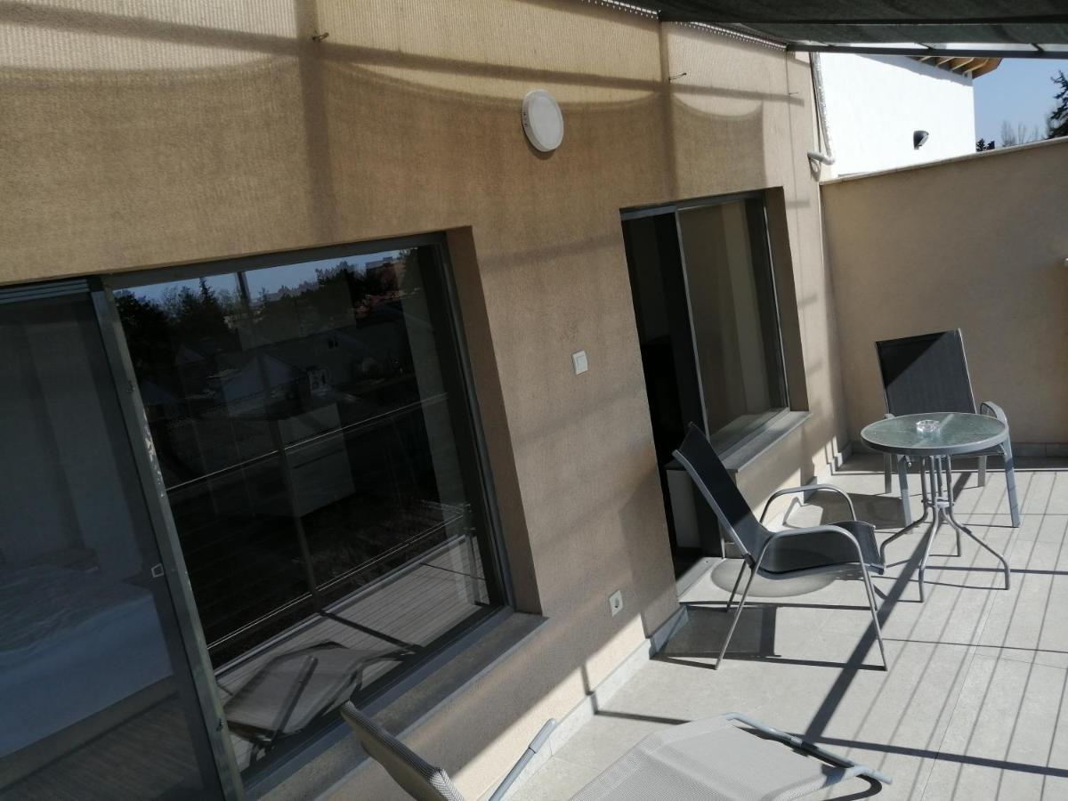 Lux Apartman บาลาตอนฟือเรด ภายนอก รูปภาพ